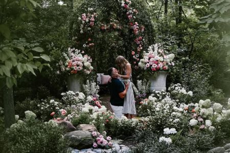 Taylor Swift Is Entering Her Wedding Planner Era
