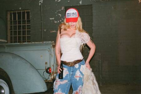 Slayyyter Drops New Song “Broke Bitch Free$tyle”