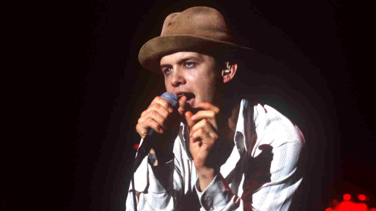 Blind Melon&amp;rsquo;s Shannon Hoon performing onstage in 1995