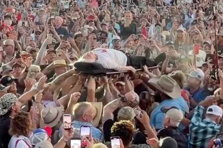 “I did it! I’m the greatest of all time!” 99-year-old woman sets world record as oldest-ever crowd surfer