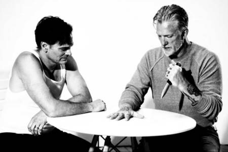 Queens Of The Stone Age announce new album title via bloody game of five-finger fillet. “Does it hurt? Of course it hurts!”
