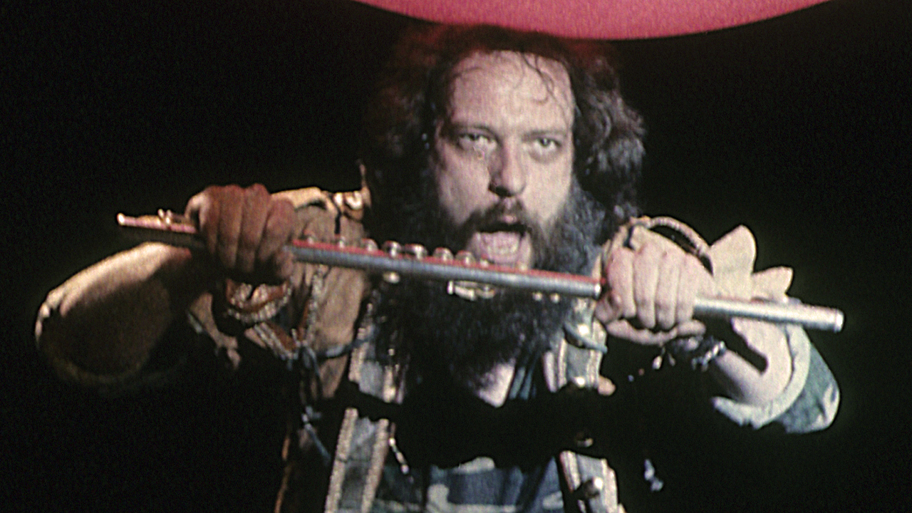 “John Lydon had had a few beers. He was being completely over the top, saying how much he loved Aqualung”: Jethro Tull’s Ian Anderson quizzed by Yes, Genesis, ELP stars and others 19 Ian Anderson of Jethro Tull