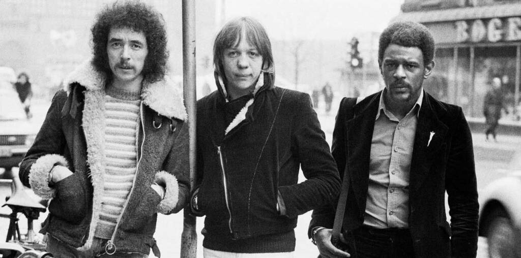 "A master at bringing the guitar to life and giving it a voice." Fifty years on, Robin Trower's Bridge Of Sighs is still an all-time blues rock classic 4 P3Mt56mXiQaaPmKGJrkUhg 1280 80