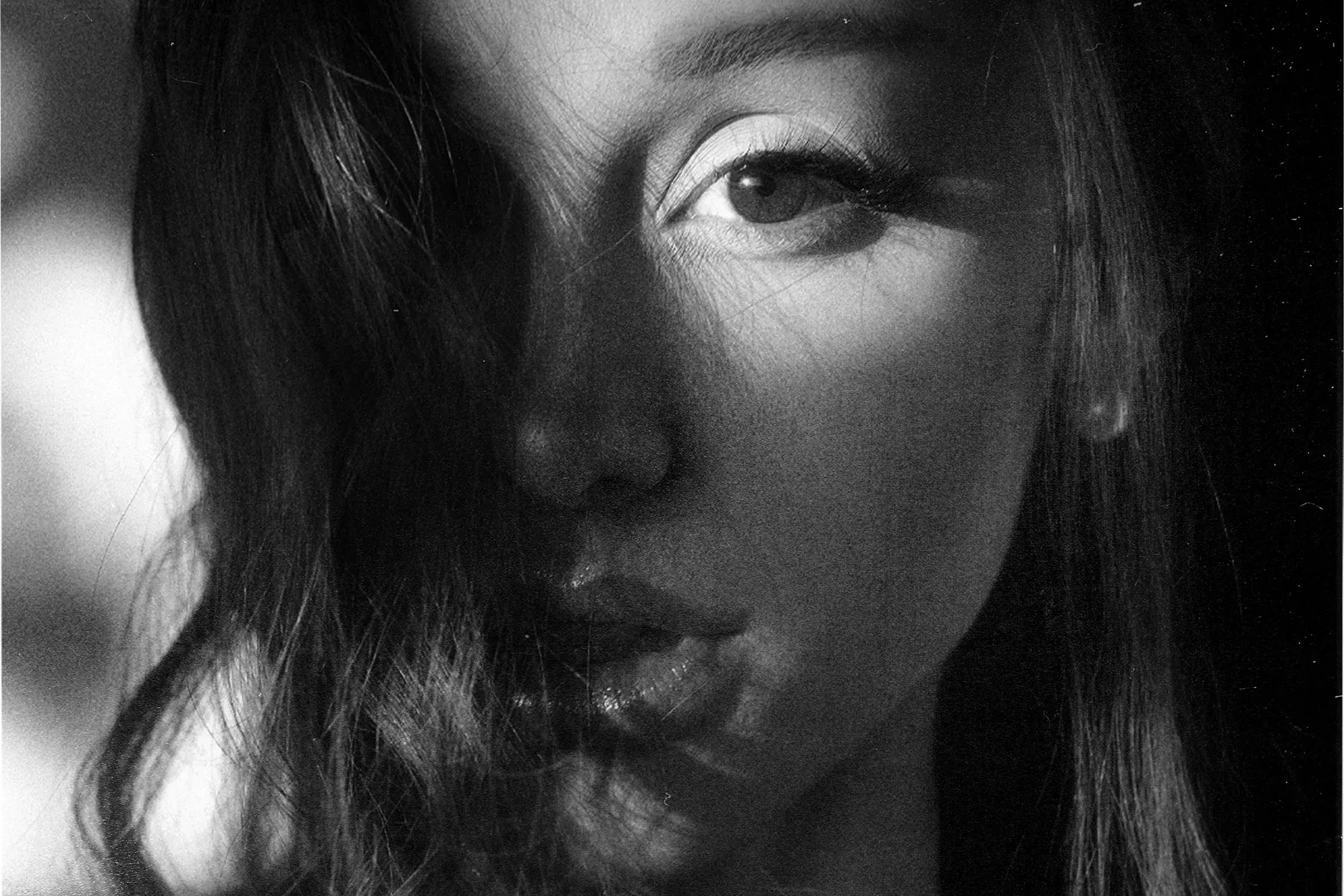 ariana grande htimylm press billboard 1800