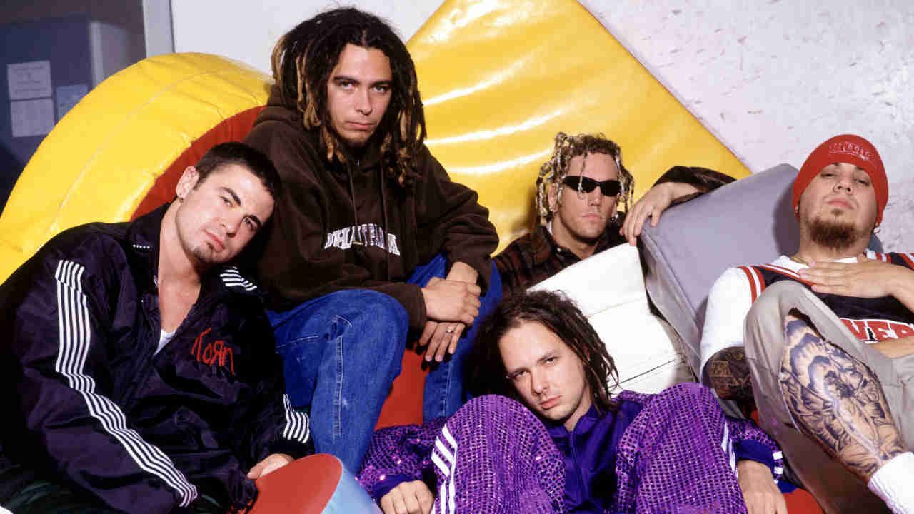 “This is a new sound, you’re going to see some freaky-looking dudes going nuts onstage!’” How Korn launched nu metal – and got in legal hot water – with their incendiary debut single Blind 12 bQuEeNredtjrGZmsQHUTke 1280 80