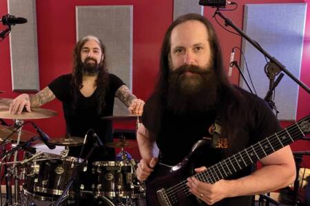 “Mike Portnoy said, ‘This is the first thing we’re going to play in 10 years. Guess what it is.’ He started playing. I came in with the wrong song!”: John Petrucci hired ex drummer for his 2020 solo album, but didn’t want him back in Dream Theater