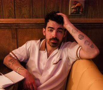 Joe Jonas Says He Sought Therapy After His Solo Album Underperformed