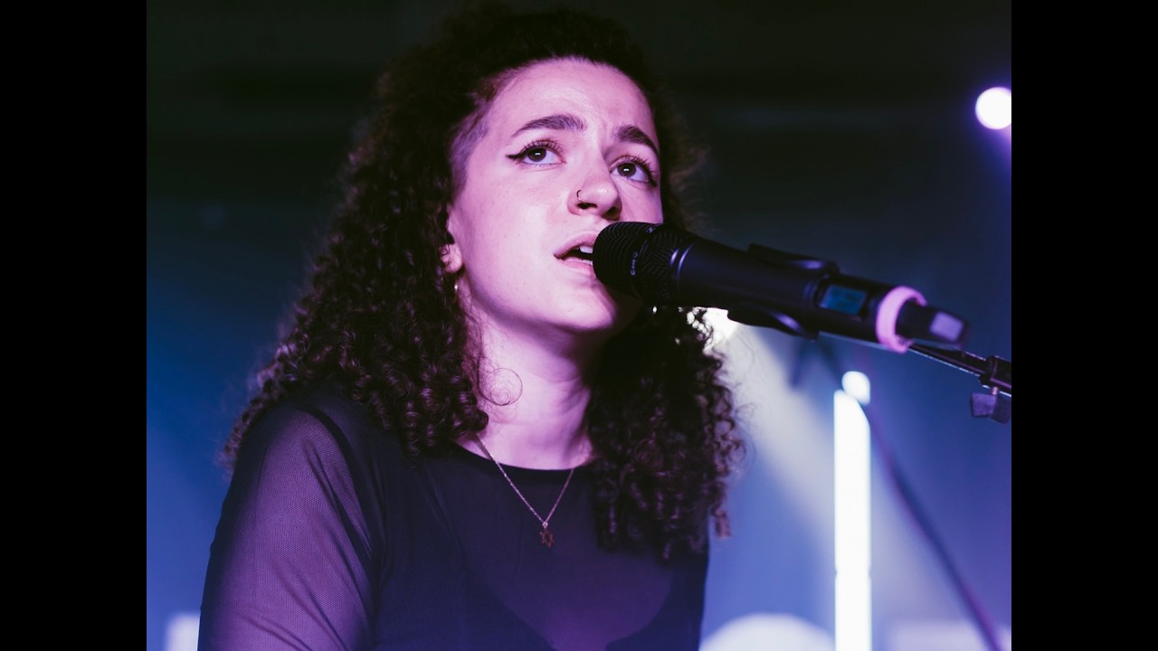 Mallavora - Hopeless [Live in Bristol] - YouTube