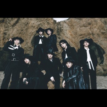 straykids muq 344x344 1