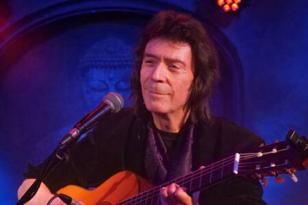 Steve Hackett stars in brand new Kompendium video for Lilly