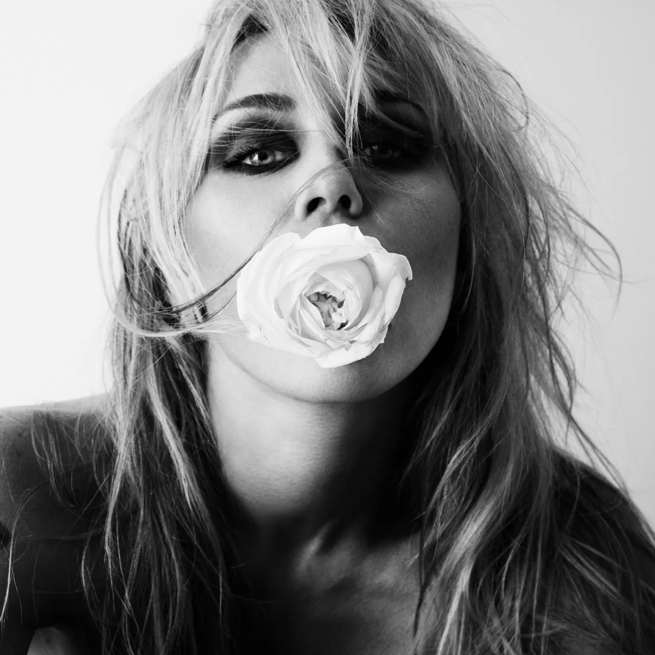 Bass Persuades 3 Miley Cyrus: Bass Persuades