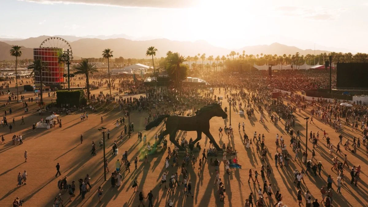 Stagecoach 2027 Sets Riley Green, Zach Top & Garth Brooks As Headliners