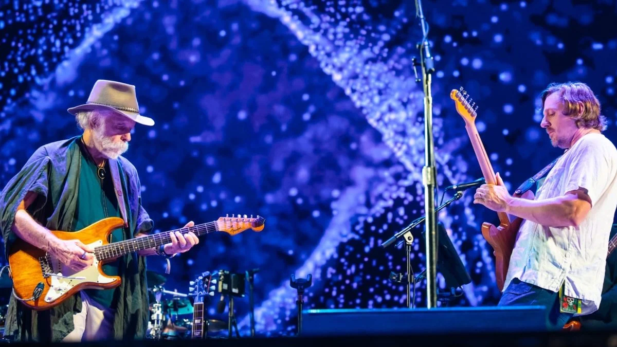 Sturgill Simpson Recalls Bob Weir Telling Him To &lsquo;Play Like You&rsquo;