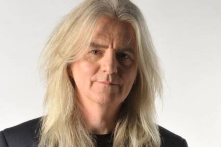 “I used to sing Yes when I worked at the bank. It didn’t go down well. I didn’t last long”: Lifesigns’ John Young