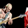 red hot chili peppers 2022 rose 001 1480x832 1