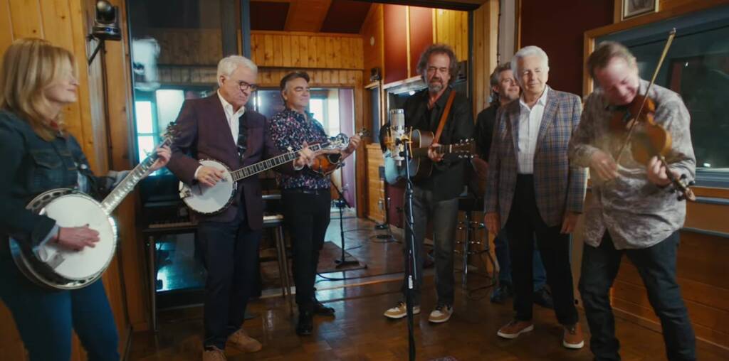 steve martin alison brown old town road 1200x632 1 1480x832 1