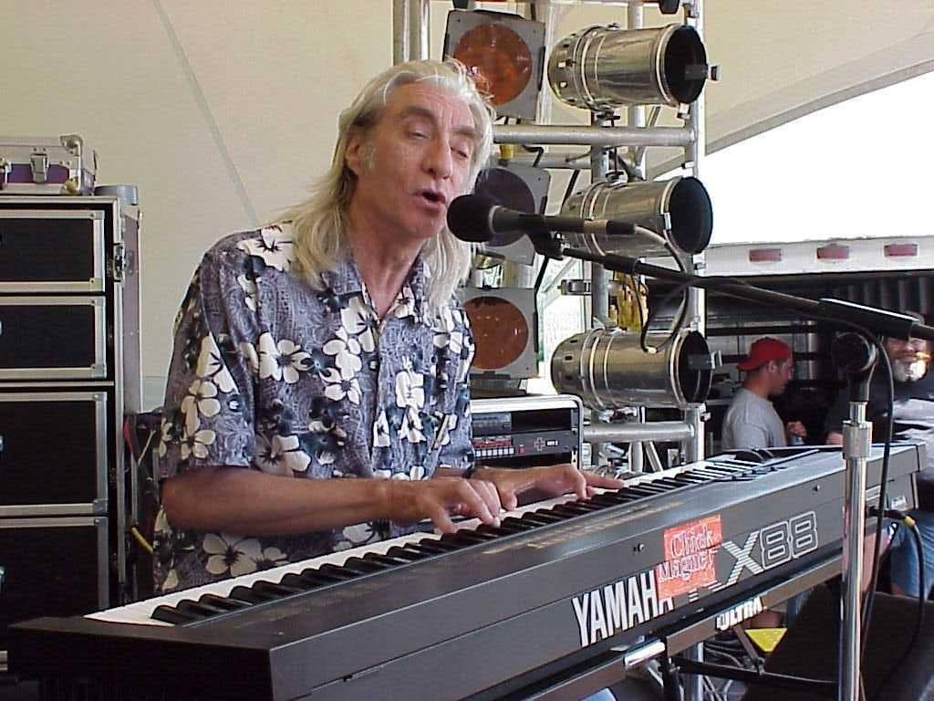 54224939_10219160811398231_1605051560805531648_n