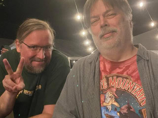 2E63FBE8-9595-4AC9-9344-6347B8800143